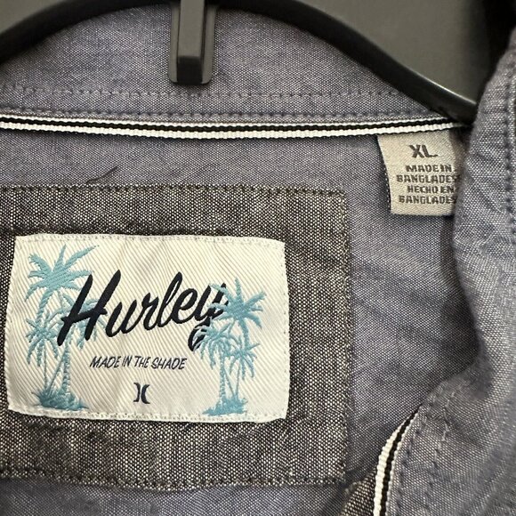 Hurley Shirt Mens XL Grey Button Up Cotton Short Sleeve Collared Pocket Adult - Picture 2 of 8